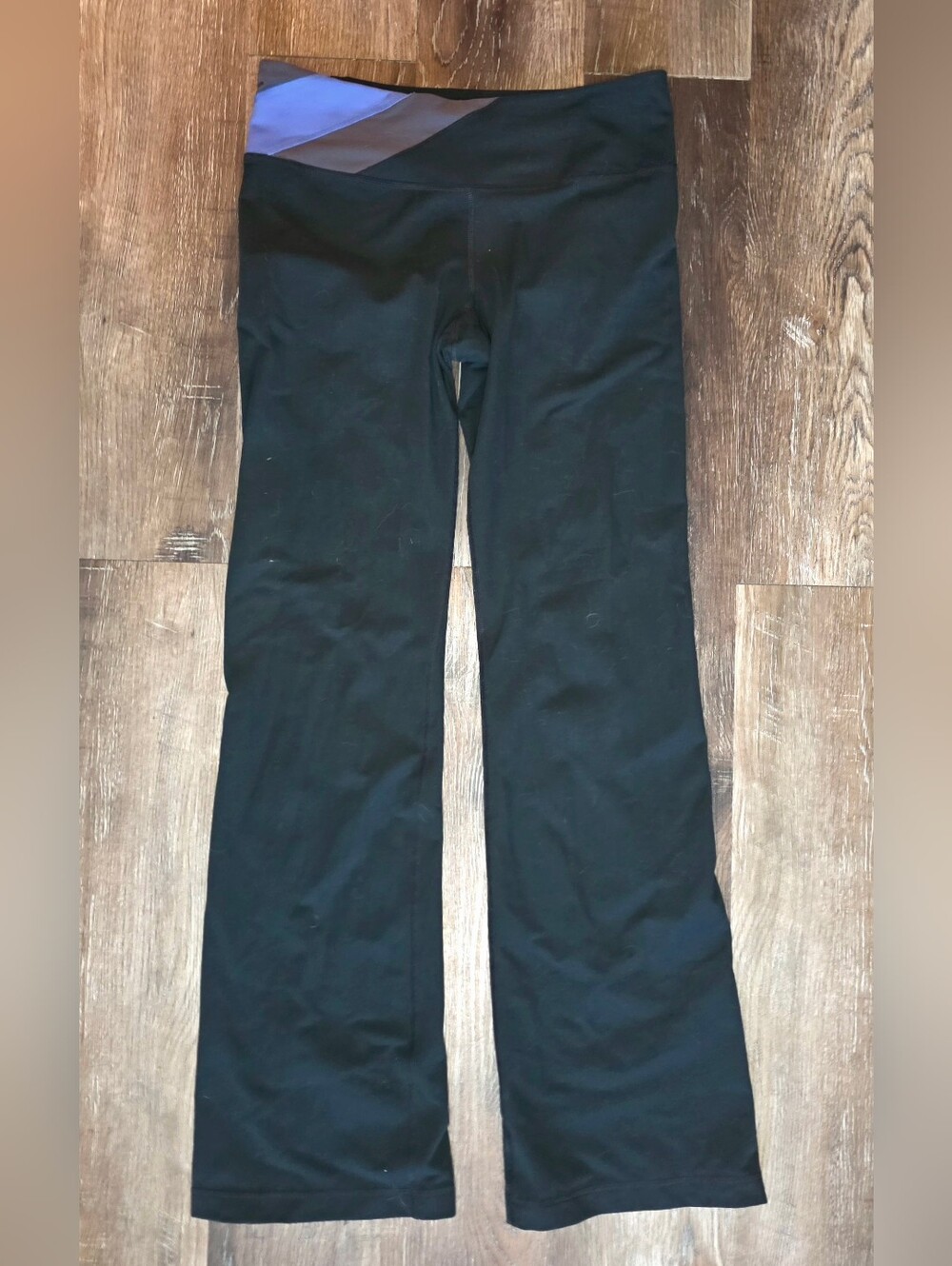 Under Armour Black Yoga Flare Legging Pants - Picture 2 of 4